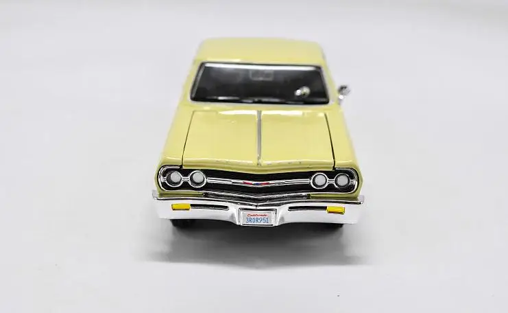1:24 Масштаб сплава модели автомобилей, высокая моделирования CHEVROLET MALIBU Модель ss, металл diecasts, 4 открыть дверная игрушка транспортных средств
