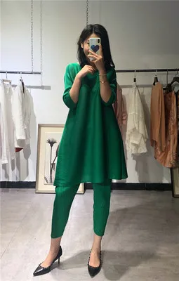 Miyake Однотонная футболка с круглым вырезом три четверти и широкие брюки костюм в