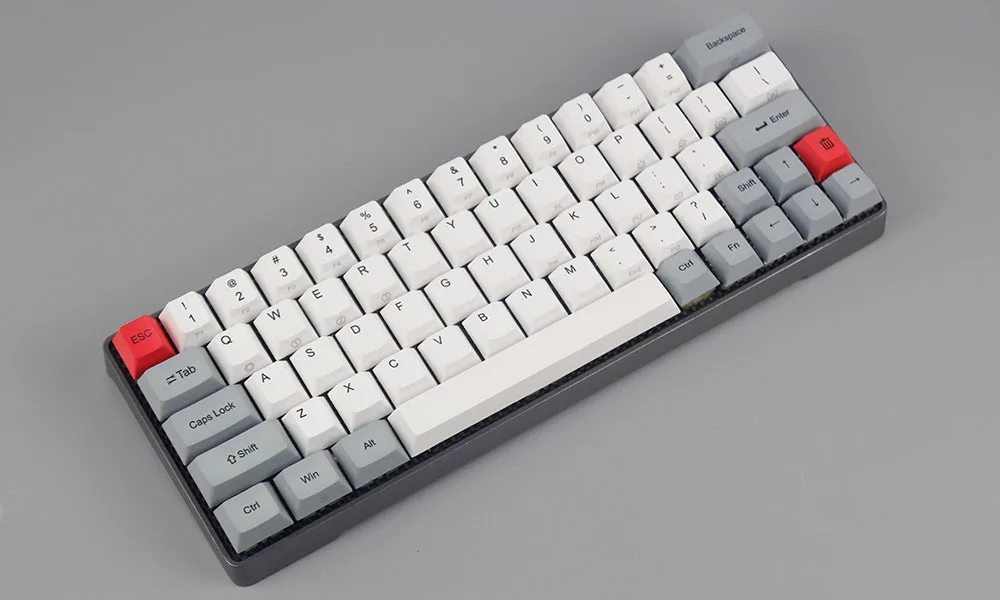 GK64 полностью собранная механическая клавиатура с вишневым профилем kecap краситель-подложенный 64 клавиши и металлический корпус Поддержка пользовательский RGB светильник