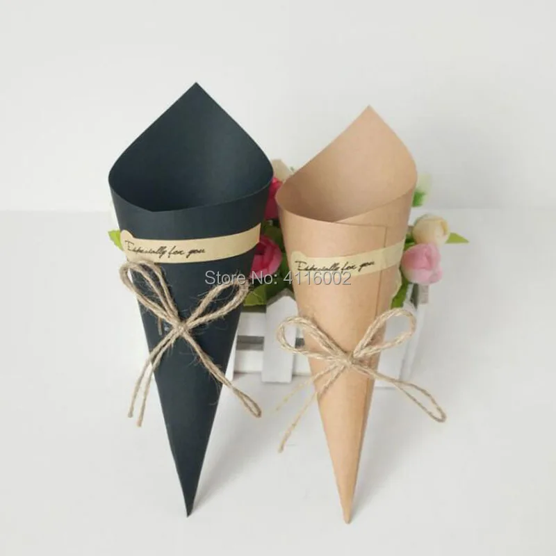 

500pcs Creative Brown Black DIY Wedding Favors Kraft Paper Cones Candy Boxes Ice Cream Cones Party Gift Box Giveaways Box