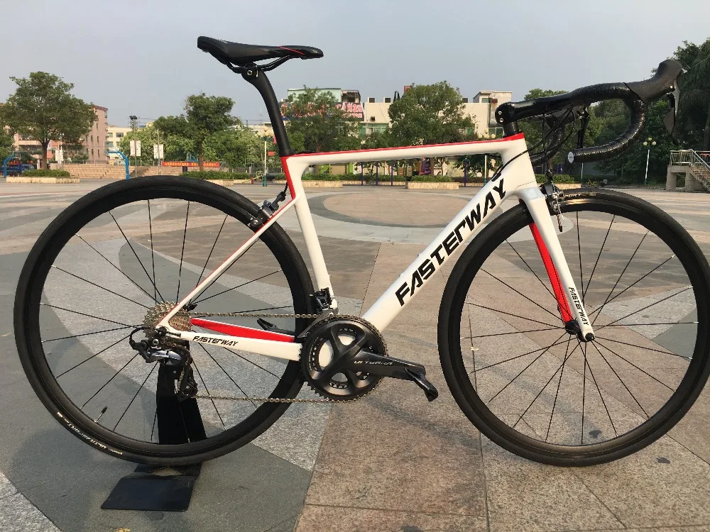 Суперсветильник углеродный дорожный велосипед бренда TAIWAN FASTERWAY 700C 22 скорости R8000