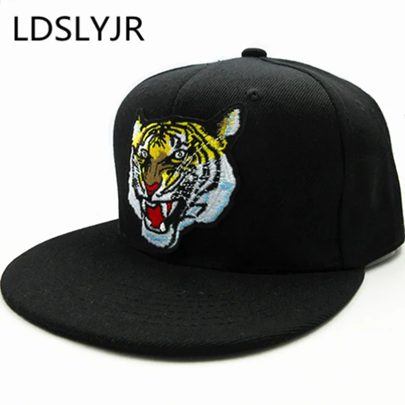 

LDSLYJR tiger embroidery cotton Baseball Cap hip-hop cap Adjustable Snapback Hats for men and women 72