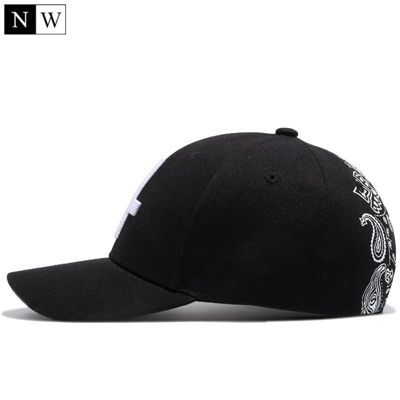 Высококачественная бейсболка Снэпбэк для мужчин и женщин черная Женская