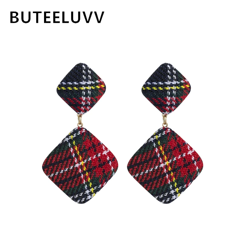 BUTEELUVV винтажные красные клетчатые серьги для женщин элегантные богемные клетчатые тканевые геометрические висячие серьги Модные ювелирные изделия