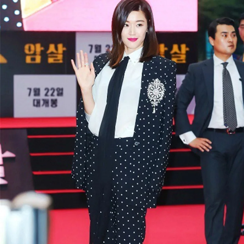 Jeon Ji Hyun, на заказ, перламутровые значки, брошь, высокое качество, корона, примечания, Ретро стиль, грудь, игла, 214