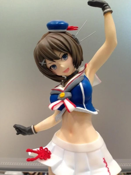 Неокрашенная каучуковая фигурка для гаража WF2015 Лето 1/8 набор коллекционных