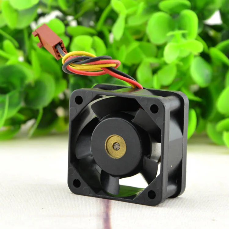 Новый оригинальный 109P0412H620 4 см 4020 DC12V 0.11A двойной шаровой трехпроводный