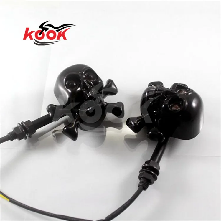 В наличии 2 цвета черная серебряная переводная картинка в виде черепа запчасти