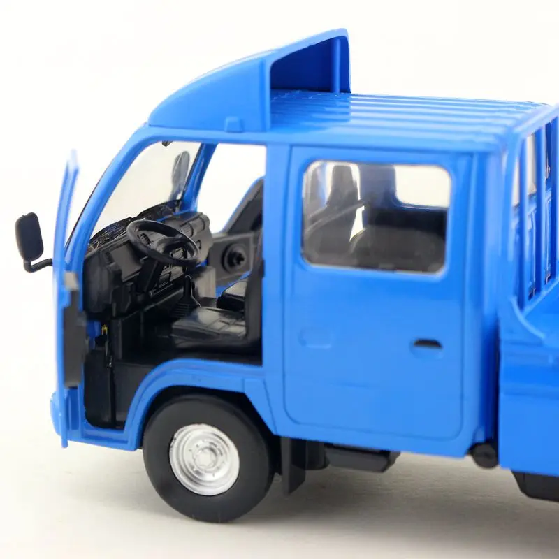Пикап ISUZU NHR в масштабе 1:32 игрушечный автомобиль модель литых под давлением