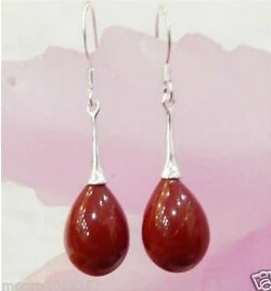 &gt Очаровательные сережки из кораллового серебра в форме капли размером около 7X9