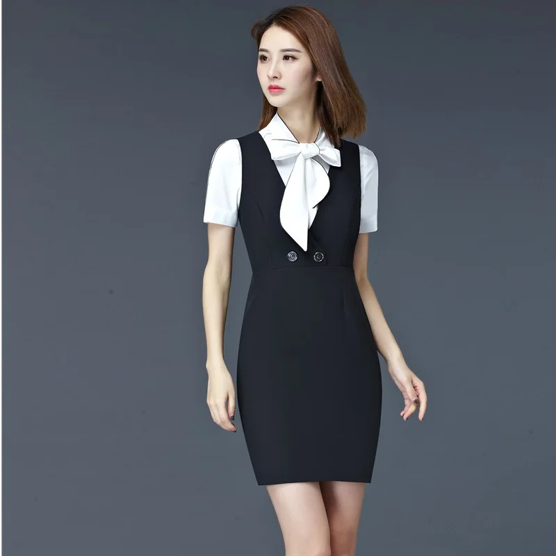 Элегантное приталенное летнее платье с коротким рукавом размера плюс