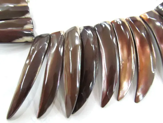 

Top Drilled--larger 40mm full strand Genuine MOP Shell ,Pearl Shell horn spikes chill black white pendant bead