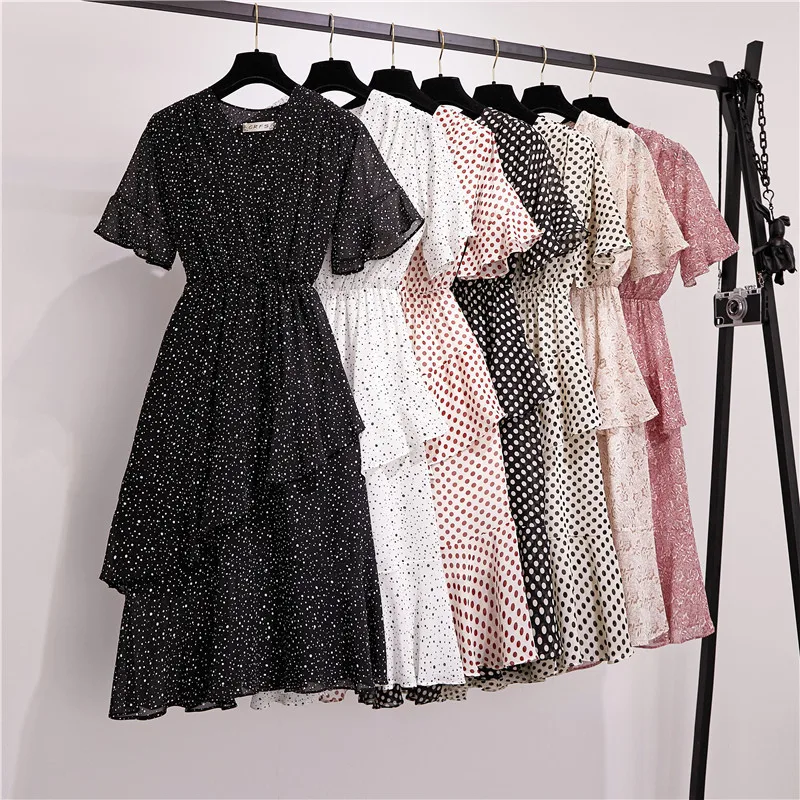 Асимметричное многослойное осеннее женское платье с цветочным принтом в горошек