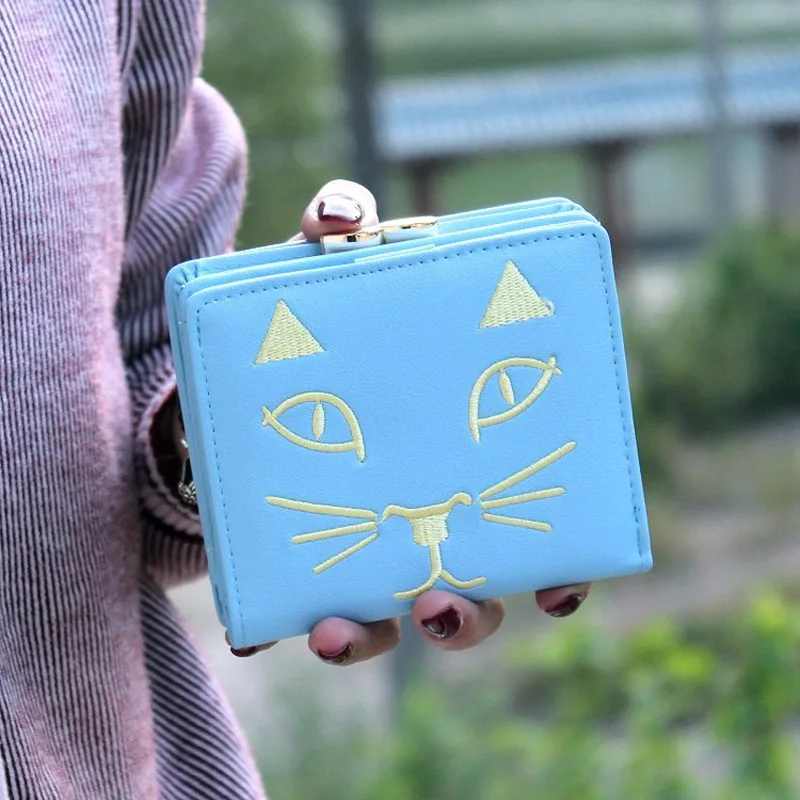 Короткий кошелек ENKNIGHT с кошачьим лицом, Женский кошелек, складные отделения для карт, сумка для монет, с вышивкой, с милой застежкой, мини-сумочка из искусственной кожи - Цвет: BLUE