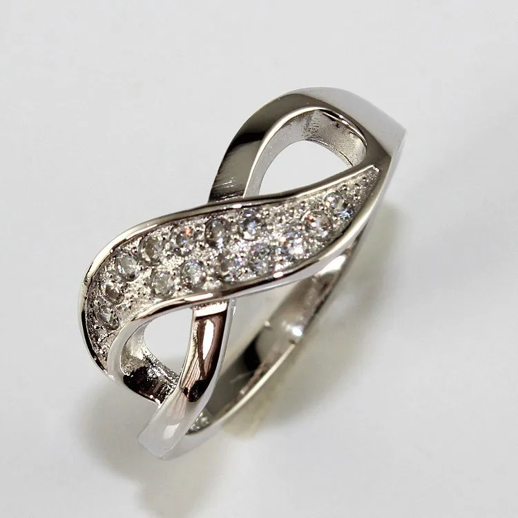 Эксклюзивные кольца для девочек свадебные с австрийскими кристаллами женское