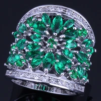 eye catching huge green cubic zirconia white cz silver plated ring v0155