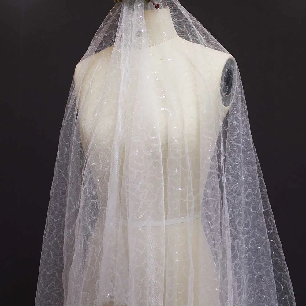 Фата свадебная длиной 4 м с блестками однослойная Тюлевая без расчески