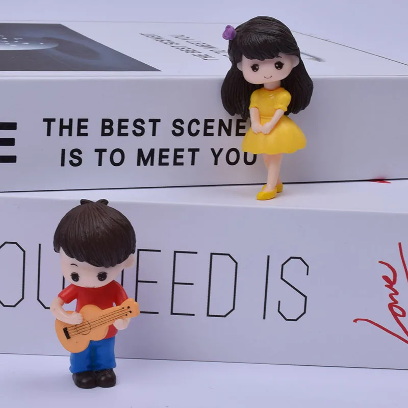 2 шт. милые мини фигурки для влюбленных романтическая пара играющая на гитаре