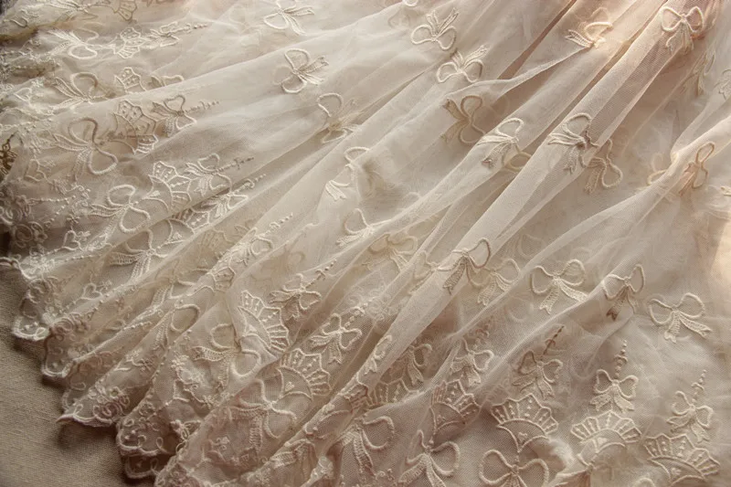 

Beige lace trim, 125cm wide embroidered gauze lace, antique lace trim, Bridal lace fabric with retro floral,Free Shipping SC001