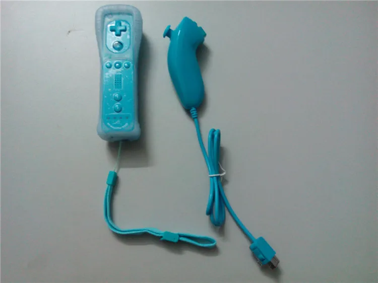 5 видов цветов Встроенный пульт MotionPlus и Nunchuck контроллер с силиконовым чехлом +