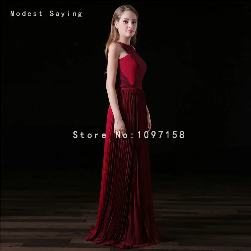 Элегантные бордовые плиссированные вечерние платья с разрезом модель 2017 года