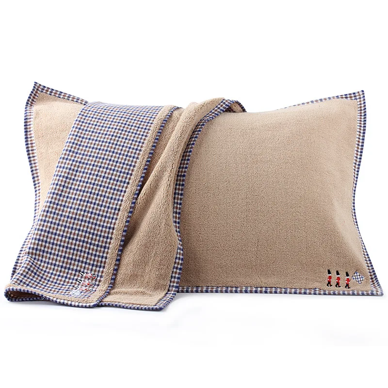 Подушка из чесаного хлопка с логотипом на заказ полотенце 52x75 см вышивкой