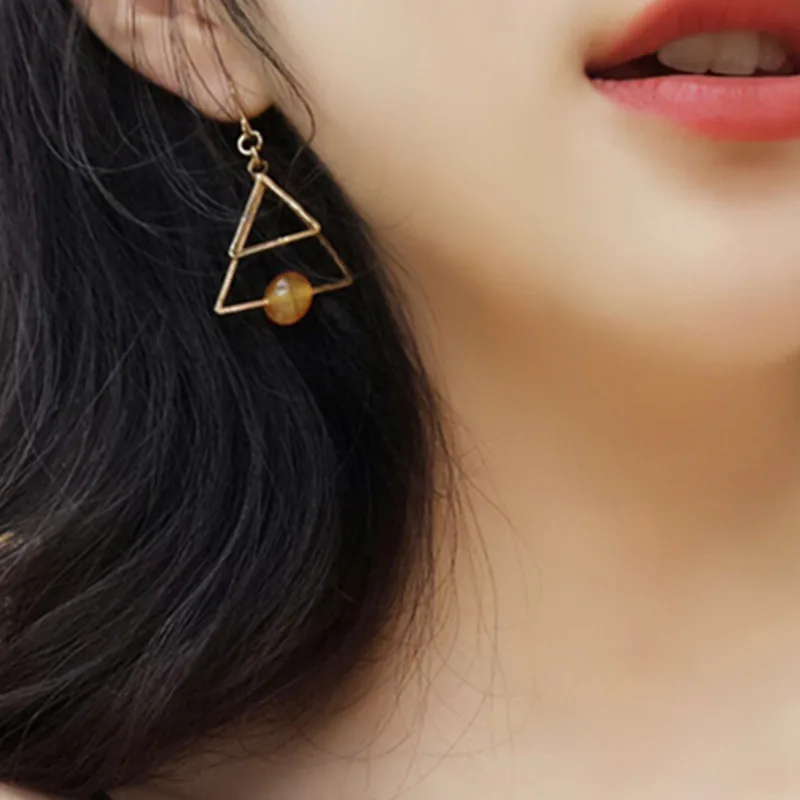 

Bohemian style New Fashion Charm Elegant Double Triangle Pearl Earrings Exquisite Earrings Boho Style Girl Girl Carnation