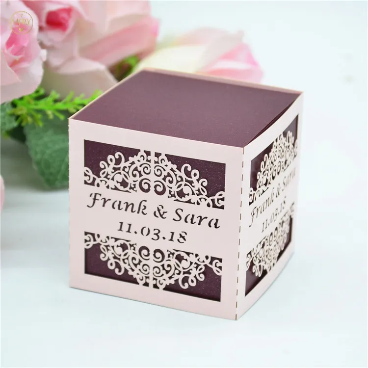 Уникальная белая коробка для свадебных сувениров с чехлом лазерной