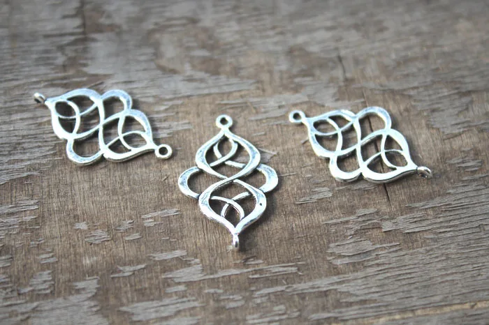 40 шт. узел соединитель шармы под старину Серебряный тон двухсторонний 17x21 мм |