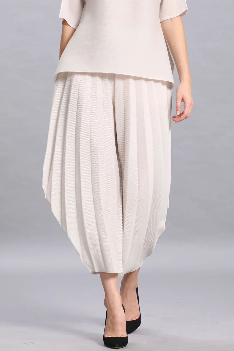 

Miyake folds harem pants cropped trousers irregular hem wide leg pants pleated pants ruffles large size loose summer free ship