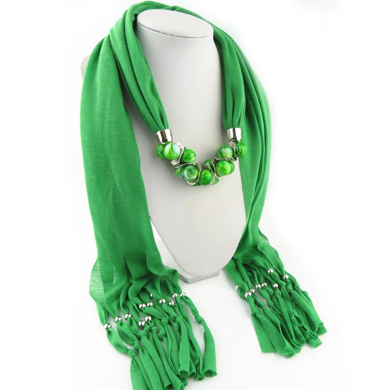 Женский этнический шарф разноцветный из полиэстера с кисточками в форме