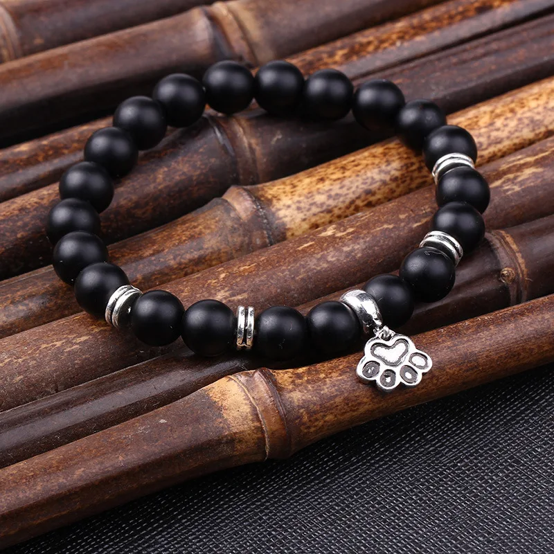 Женский браслет с натуральным камнем изящный черный вулканический подвесками в