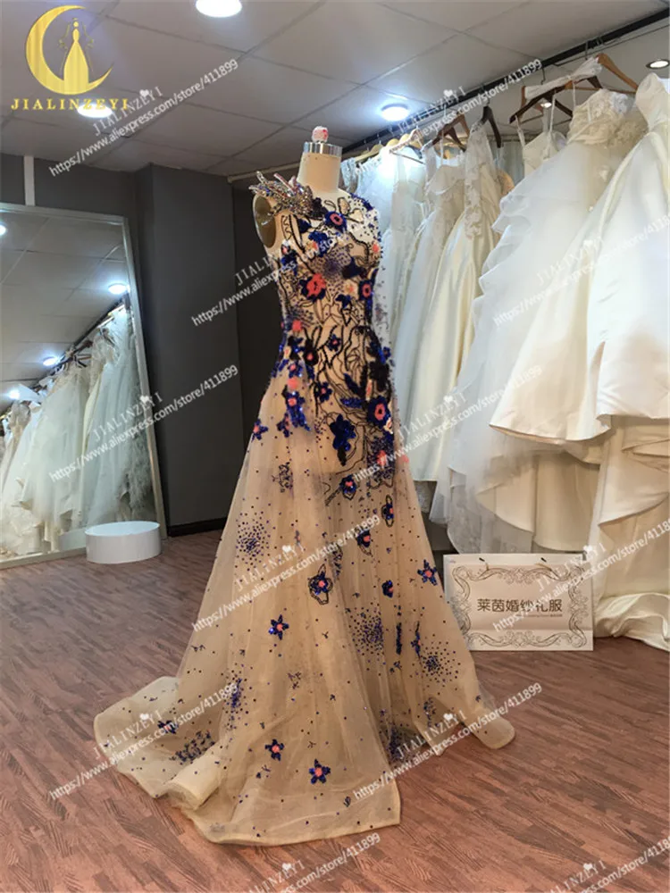 Рисунок 5 - JIALINZEYI, реальный образец изображения Elie Saab