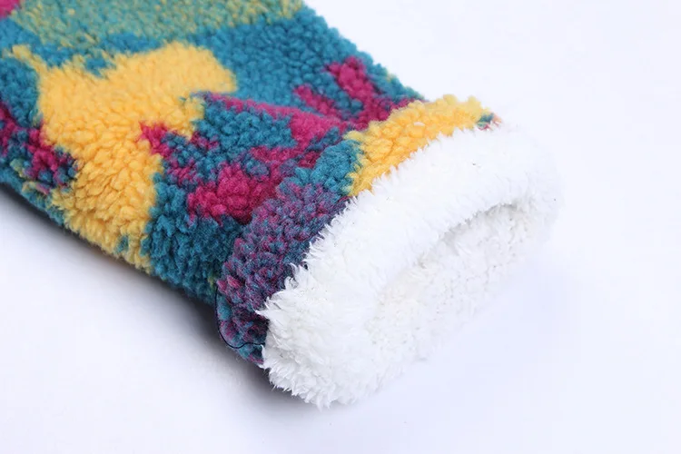 Новая зимняя куртка на флисе для девочек камуфляжная детская Doudoune Fille пальто 6WJT011