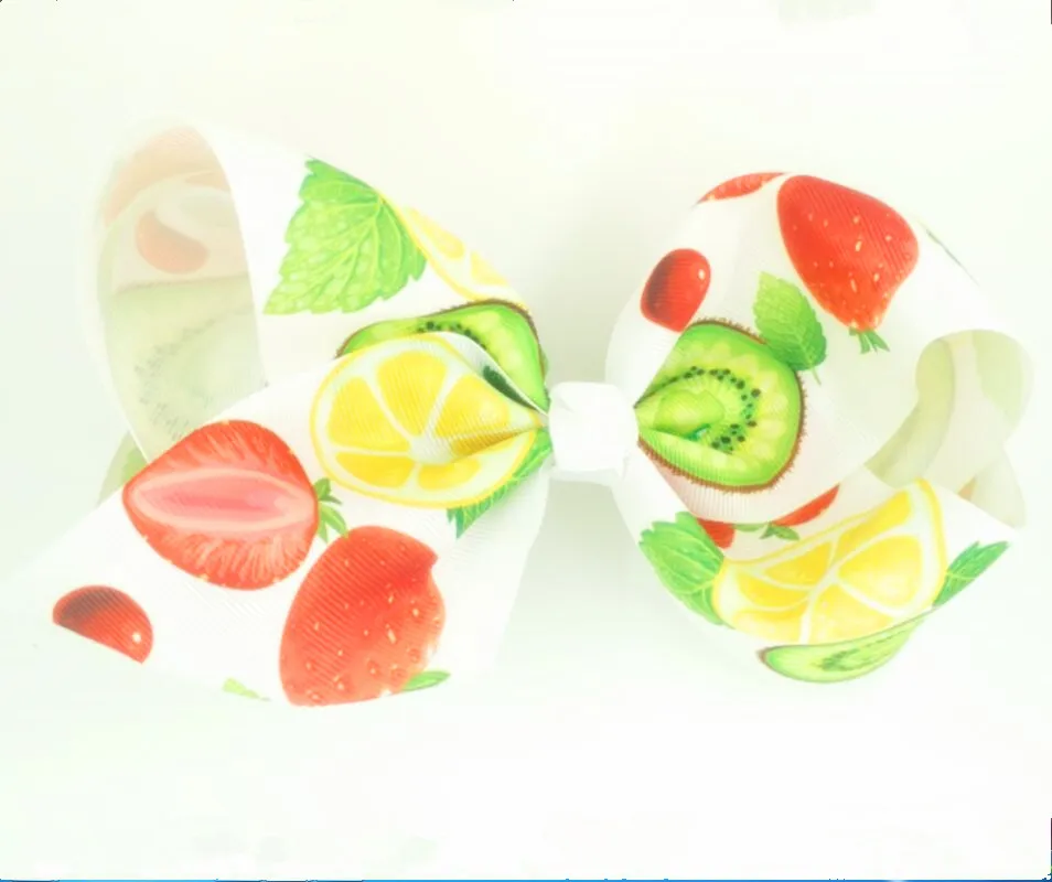 

20pcs Free shipping Summer Kiwi Strawberry Fruit Print Boutique Hair Bow