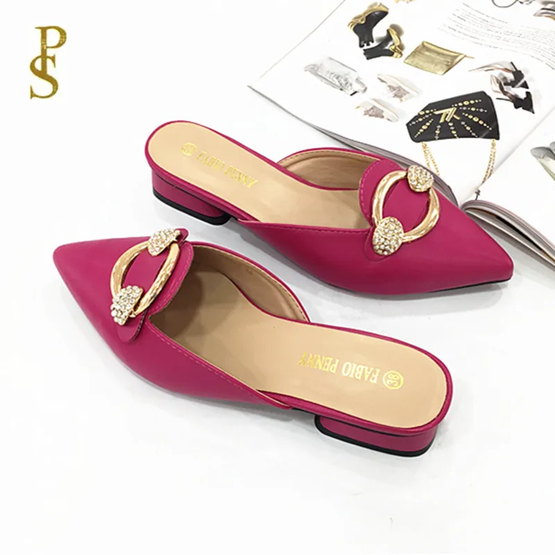 Женская обувь; сезон лето; женские тапочки из искусственной кожи с острым носком