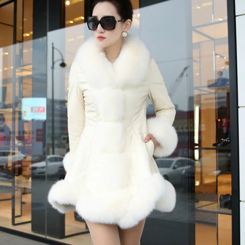 Длинная кожаная куртка из искусственного меха с капюшоном облегающая юбка норки