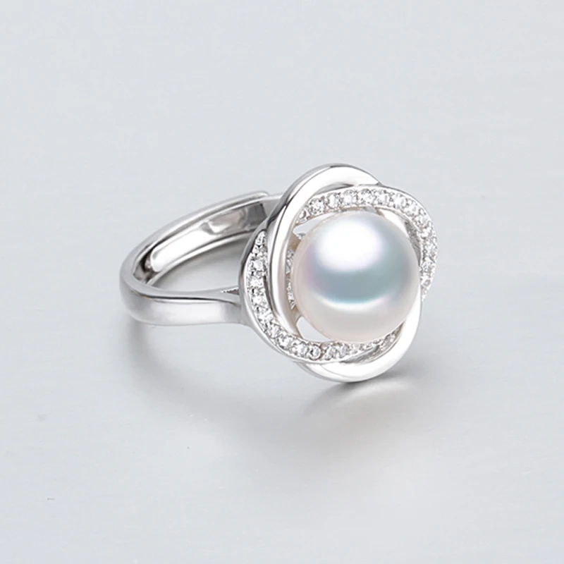 Кольцо женское из серебра 925 пробы с натуральным жемчугом пресноводным