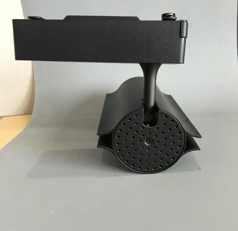 

Free shipping Retail 30W COB LED Track Light Spot Wall Lamp Spotlight Tracking LED AC85-265V Noverty light New Arrival