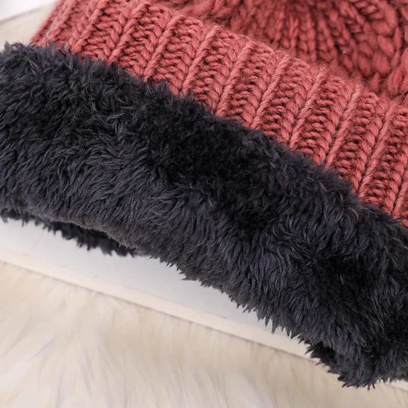 Autumn and winter new wool hat Korean version of the flower pattern knit Plus velvet Baotou warm head cap knitted women | Аксессуары для