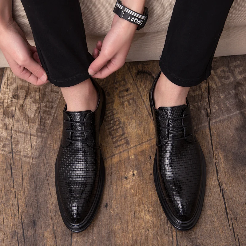 

Men genuine Leather Dress Shoes outdoor Pointed Toe Business Formal Men Office Lace-up Oxford Shoes Form Men Dating Dress Shoes