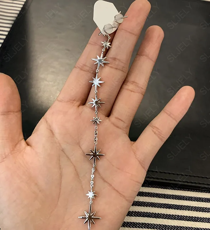 Женские асимметричные серьги из серебра 925 пробы с фианитом | Украшения и