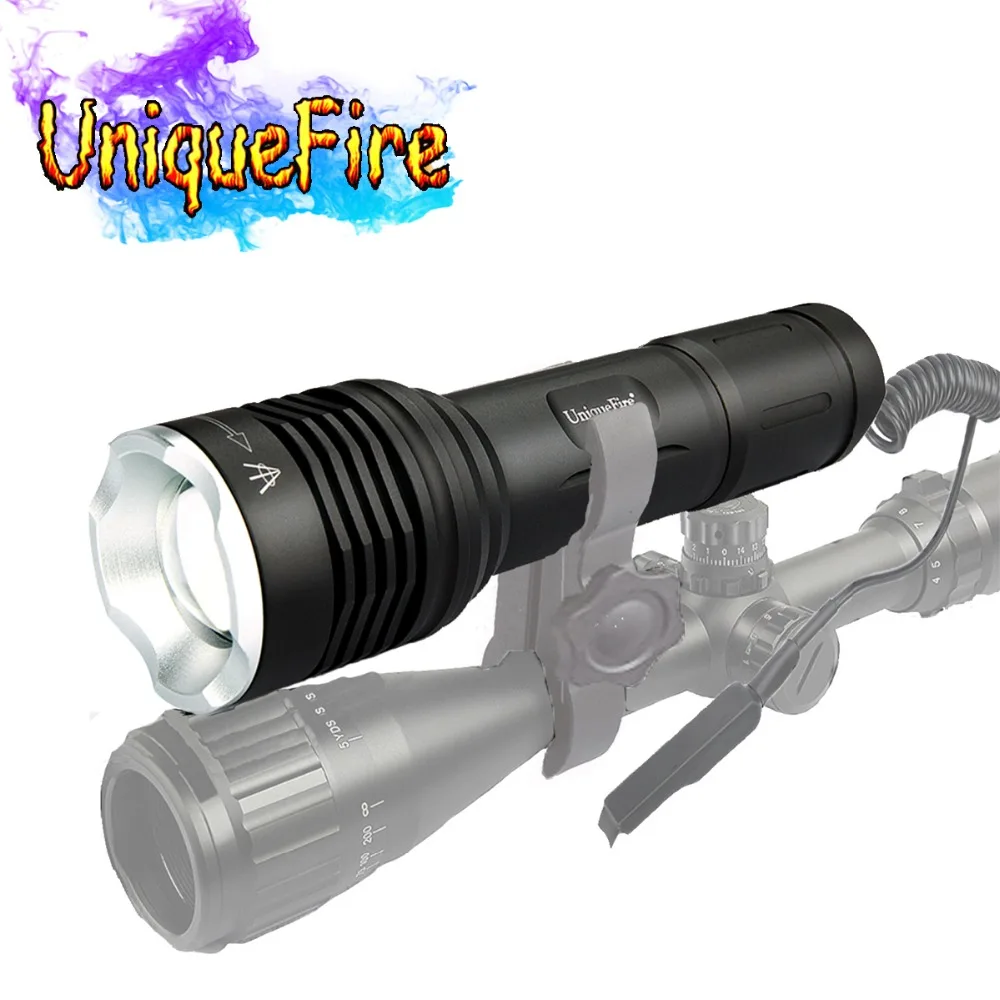 

UniqueFire Flashlight LED XM-L Self Defense Household Outdoor Essential Mechanical Rotating Zoom Lamp Torch