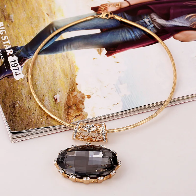 Полый бриллиантовое колье женщин драгоценности с цветами большой овальный