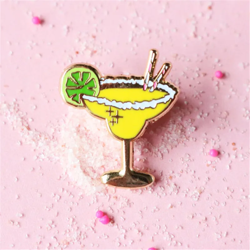 2017 free shipping fashion new women jewelry Bird fruit juice glass brooch needle Zinc alloy girl wife gift party | Украшения и