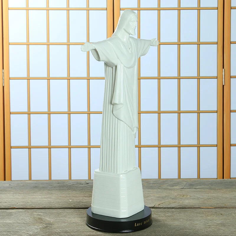 Знаменитая скульптура с крестом Иисуса Христа семейное бразильское