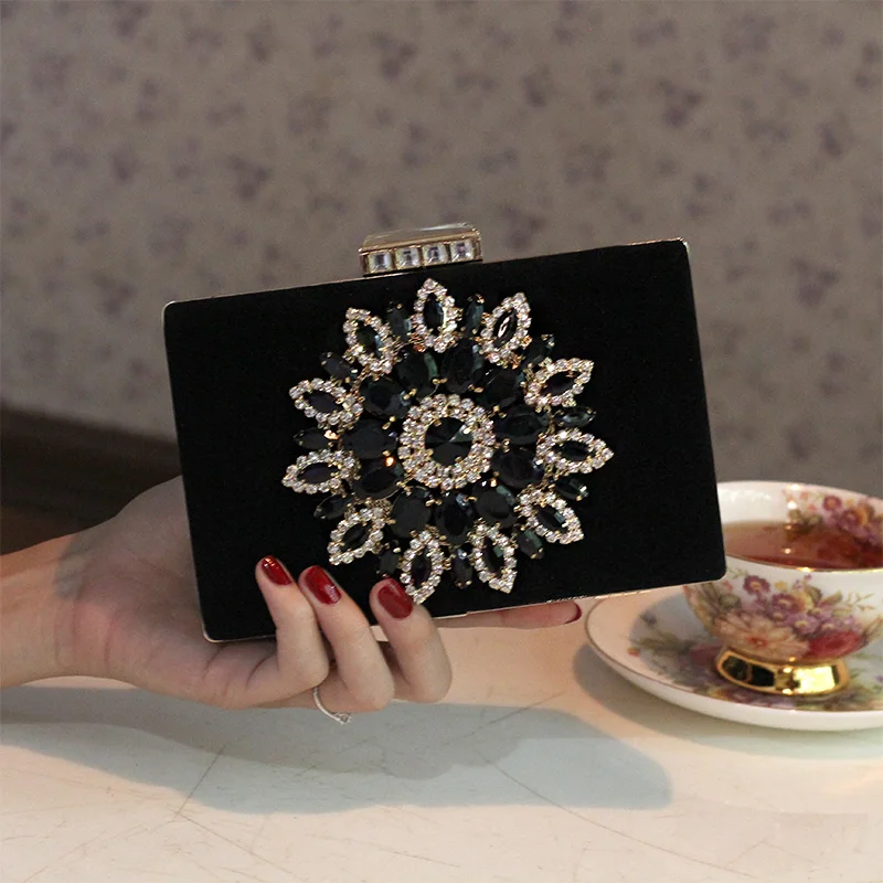 Новая модель 2016. Женский стильный клатч. Длинная ручка-цепочка в комплекте | Багаж