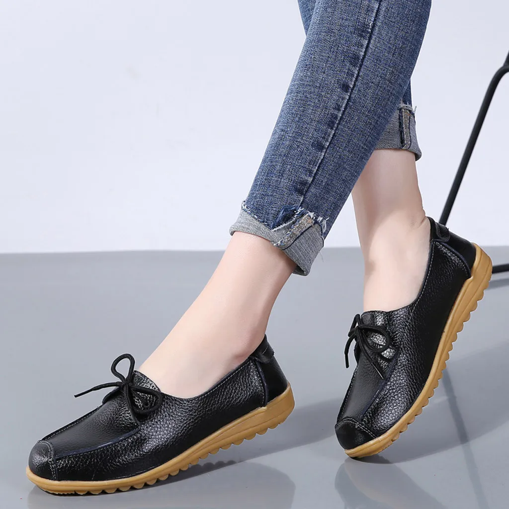 Роскошные женские туфли на плоской подошве закрытые с низким верхом однотонные