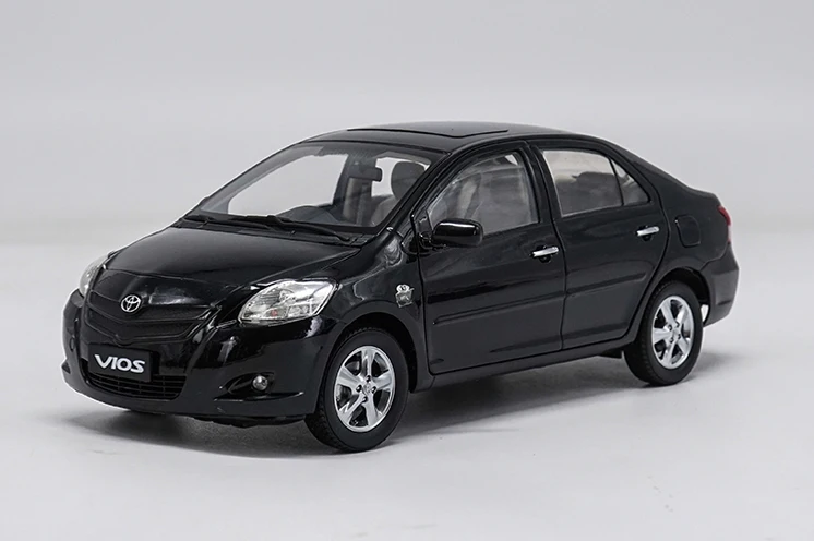 1:18 Toyota Vios 2008 литая под давлением модель автомобиля игрушка дверь может быть открывается для детей подарки на день рождения Коллекция игрушек