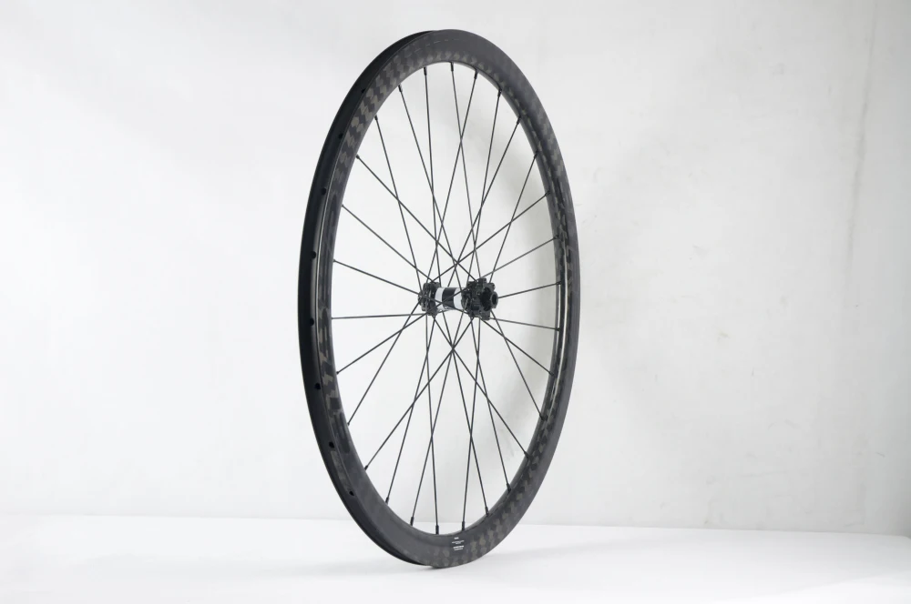 SUPERTEAM 700C 38mm Carbon Clincher Disc Brake Wheelset 12k twill matte | Спорт и развлечения